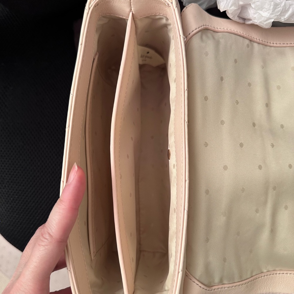 🎉host pick ♠️ Kate Spade Emerson Place  Vivenna quilted bag in light beige pink - Picture 5 of 16